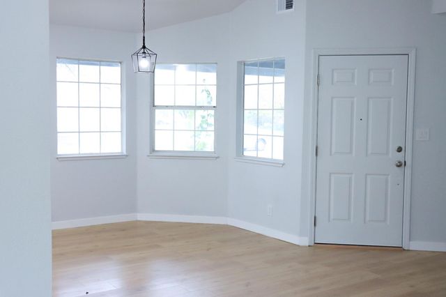 510 Exchange St, Sacramento, CA 95838