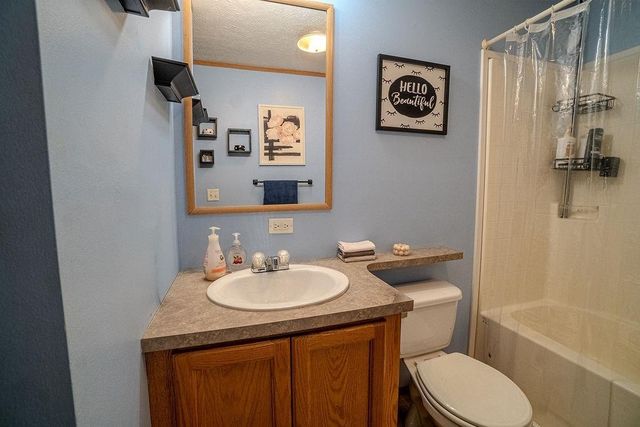 N5070 Pfaff Road, Mauston, WI 53948