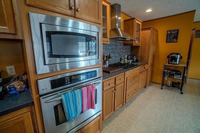 N5070 Pfaff Road, Mauston, WI 53948