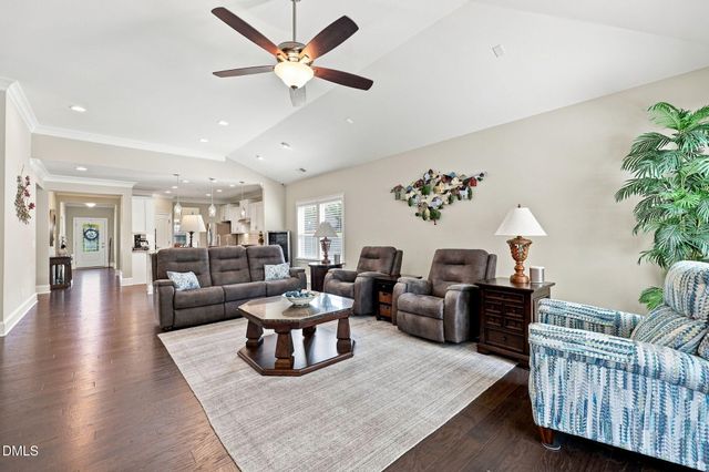5017 Red Quill Way, Wake Forest, NC 27587