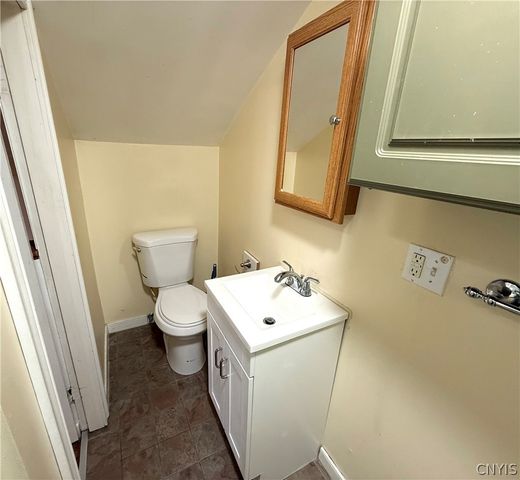512 Herkimer Road, Utica, NY 13502