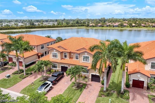 26201 Palace LN 201, Bonita Springs, FL 34135