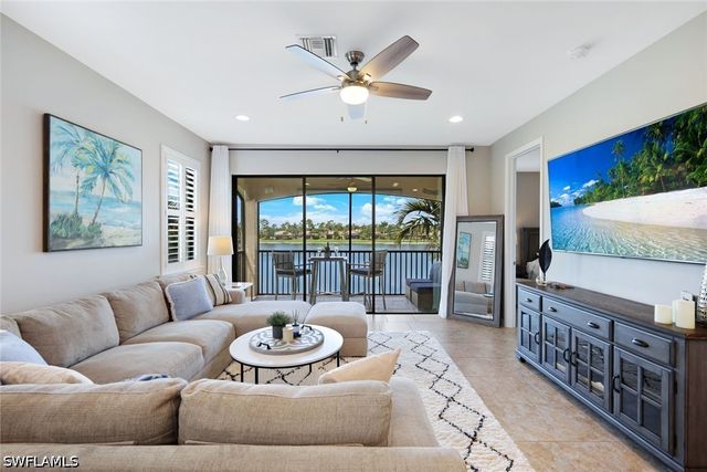 26201 Palace LN 201, Bonita Springs, FL 34135