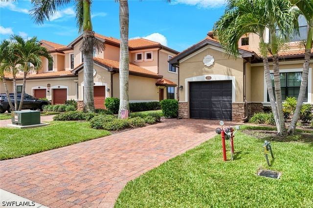 26201 Palace LN 201, Bonita Springs, FL 34135