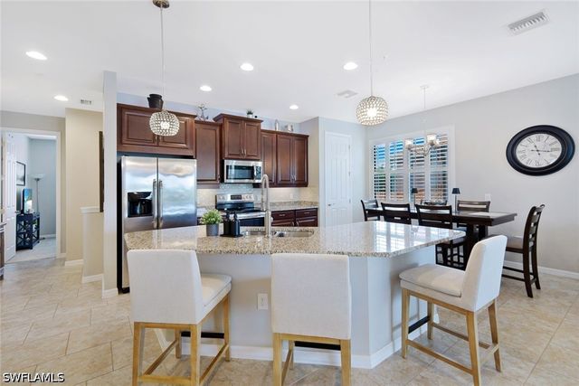 26201 Palace LN 201, Bonita Springs, FL 34135