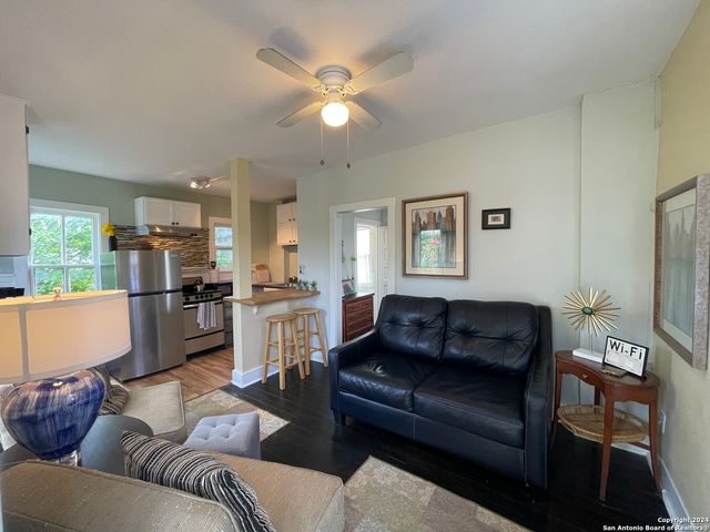 240 Army Blvd Unit 3, San Antonio, TX 78215