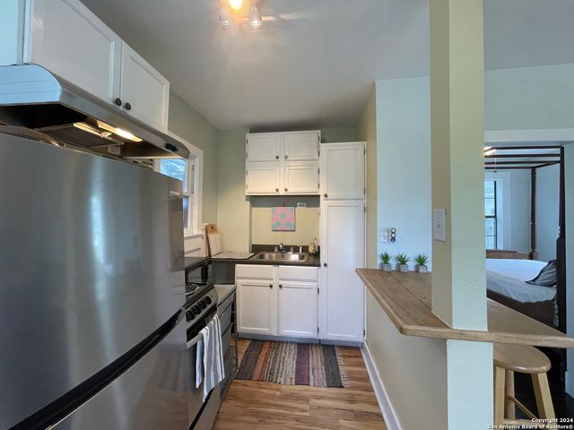 240 Army Blvd Unit 3, San Antonio, TX 78215