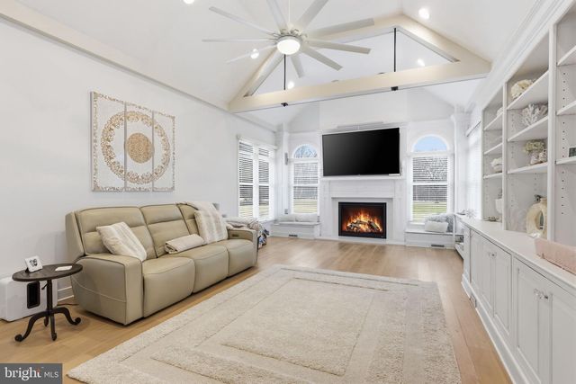 3960 S MALLARD LN, Doylestown, PA 18902