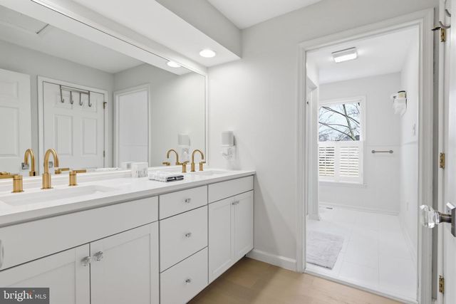 3960 S MALLARD LN, Doylestown, PA 18902