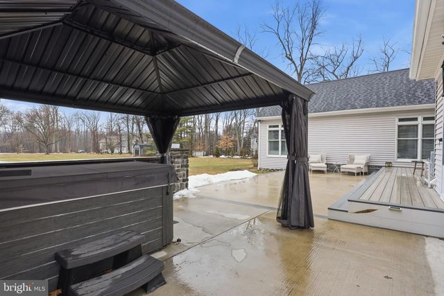 3960 S MALLARD LN, Doylestown, PA 18902