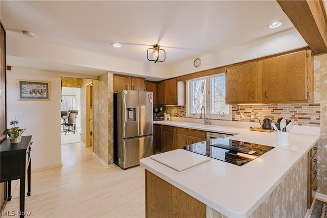 6919 Woodwalk Drive 38, Brecksville, OH 44141