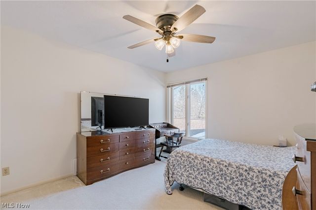 6919 Woodwalk Drive 38, Brecksville, OH 44141