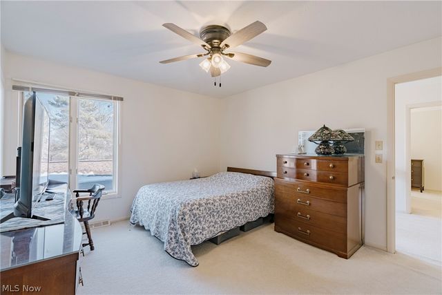 6919 Woodwalk Drive 38, Brecksville, OH 44141