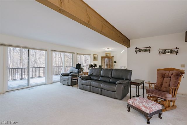 6919 Woodwalk Drive 38, Brecksville, OH 44141