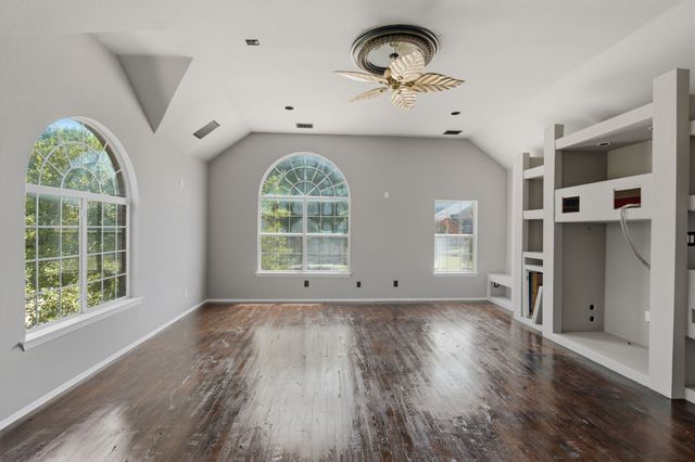 1300 Brimwood Drive, Mckinney, TX 75072