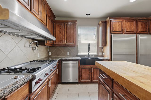 1300 Brimwood Drive, Mckinney, TX 75072