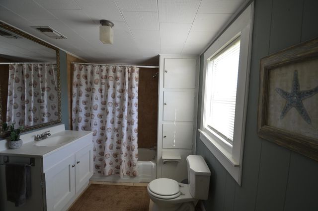 116 Rose St, Dulac, LA 70353