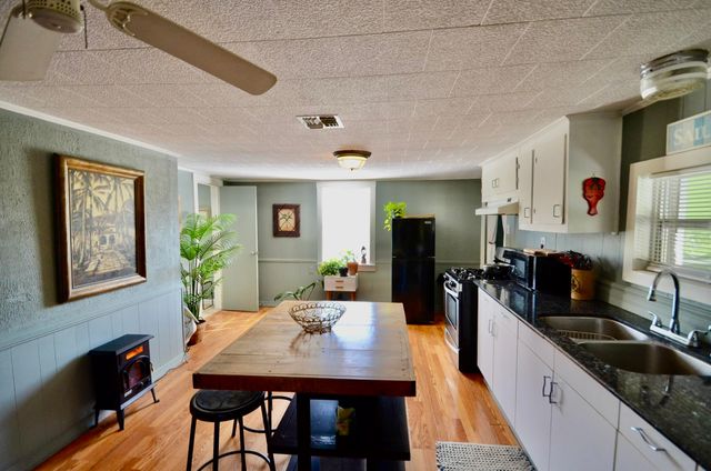 116 Rose St, Dulac, LA 70353