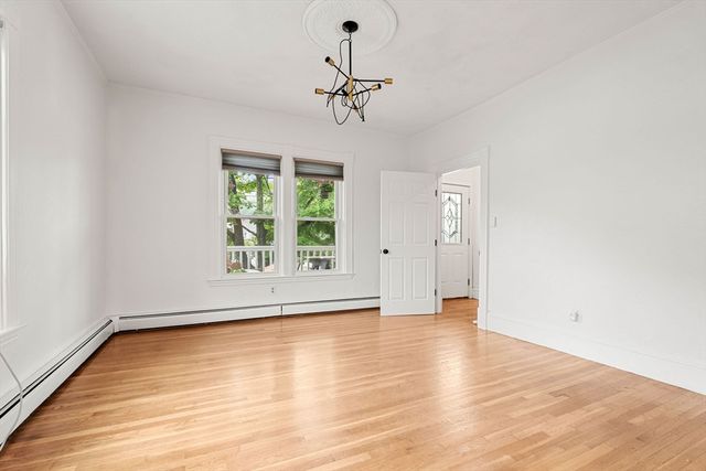 37 Reserve 1, Malden, MA 02148