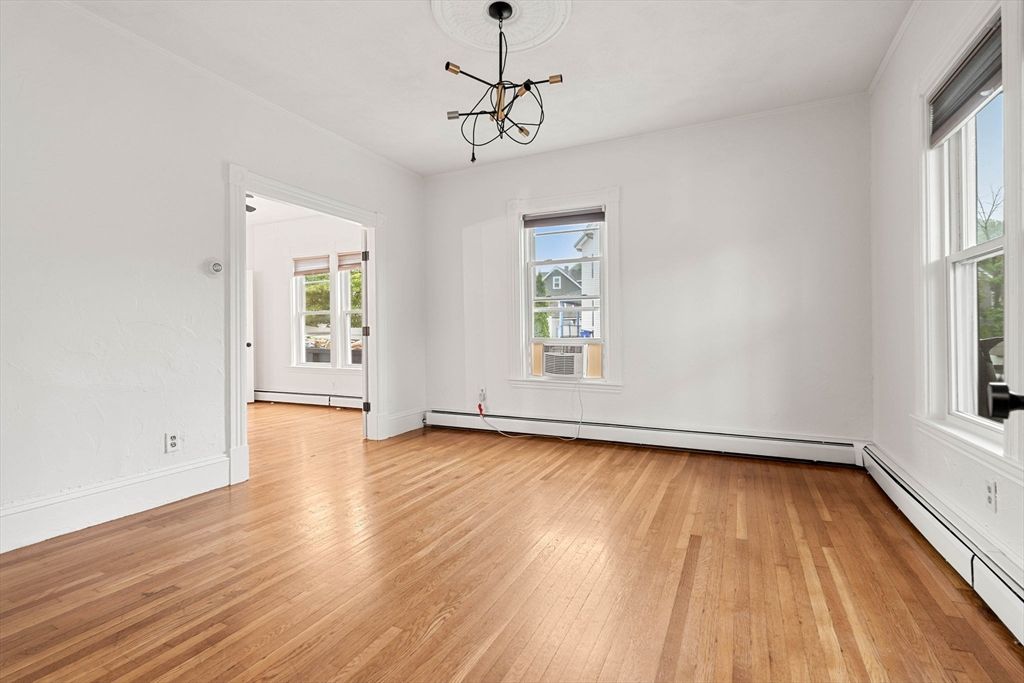 37 Reserve 1, Malden, MA 02148