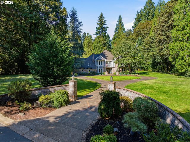 625 VICTORIA Pl, West Linn, OR 97068