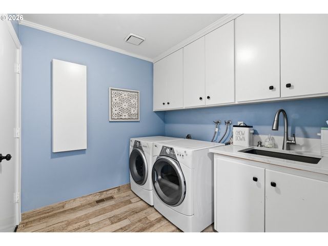 625 VICTORIA Pl, West Linn, OR 97068
