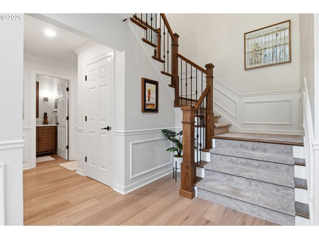 625 VICTORIA Pl, West Linn, OR 97068