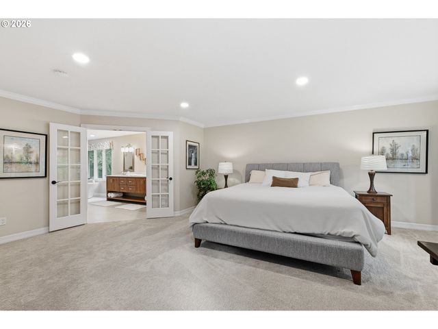 625 VICTORIA Pl, West Linn, OR 97068
