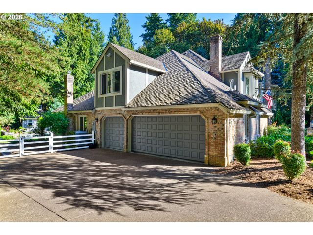 625 VICTORIA Pl, West Linn, OR 97068