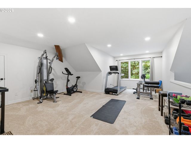 625 VICTORIA Pl, West Linn, OR 97068
