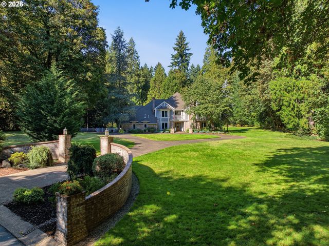 625 VICTORIA Pl, West Linn, OR 97068