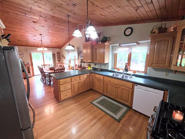 334 Belvedere W, Colgate, WI 53017