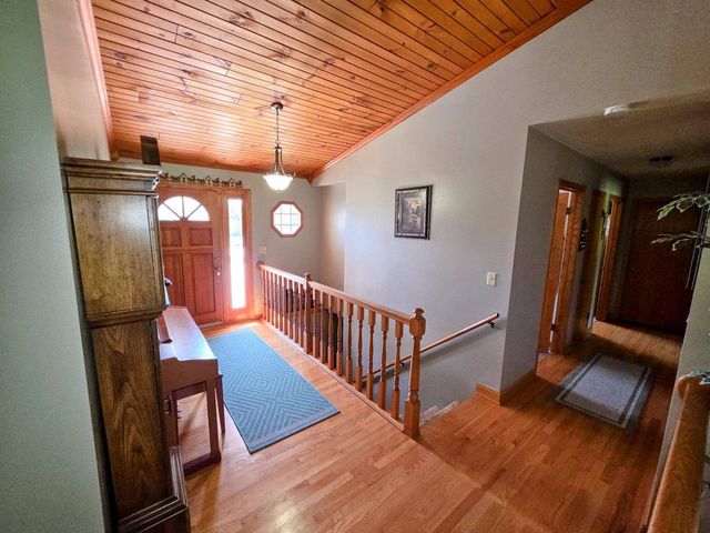 334 Belvedere W, Colgate, WI 53017