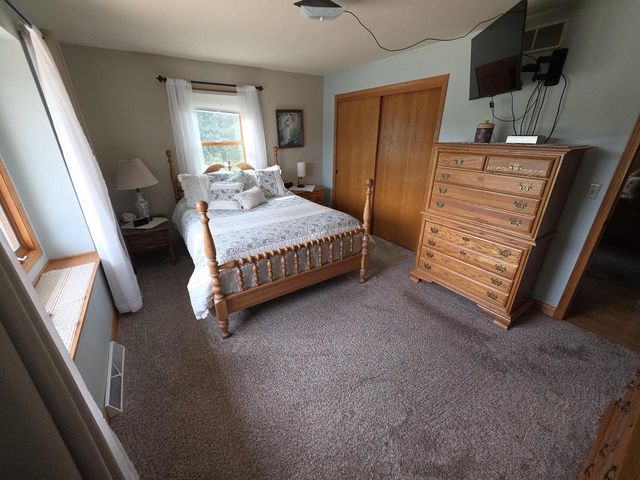 334 Belvedere W, Colgate, WI 53017