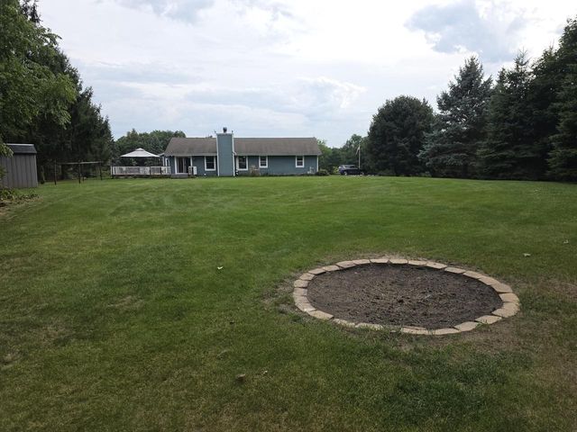 334 Belvedere W, Colgate, WI 53017