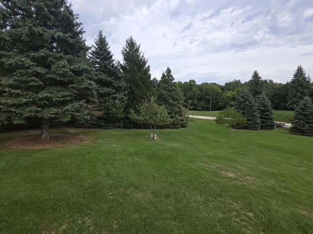334 Belvedere W, Colgate, WI 53017