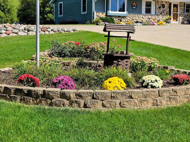 334 Belvedere W, Colgate, WI 53017