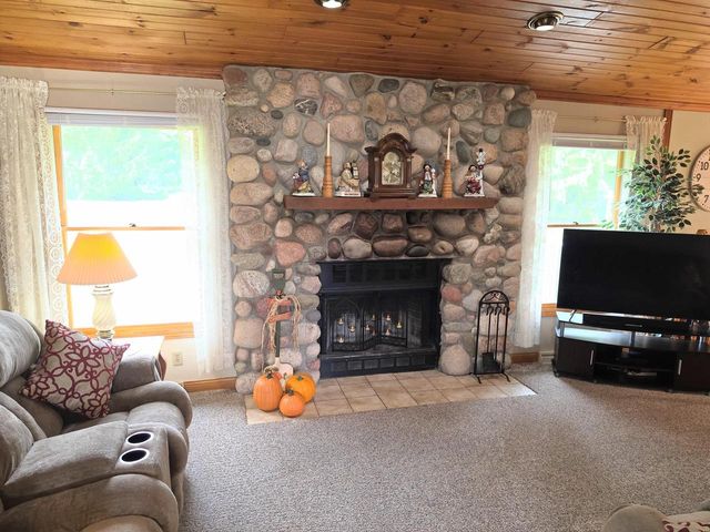 334 Belvedere W, Colgate, WI 53017