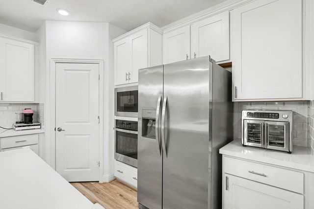 213 Settlers Way, Euless, TX 76040