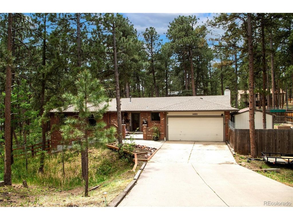 1405 Becky Dr, Colorado Springs, CO 80921