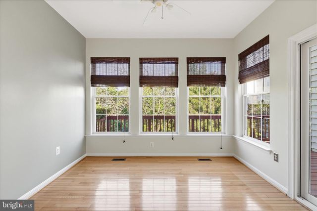 4648 DEERWATCH DR, Chantilly, VA 20151