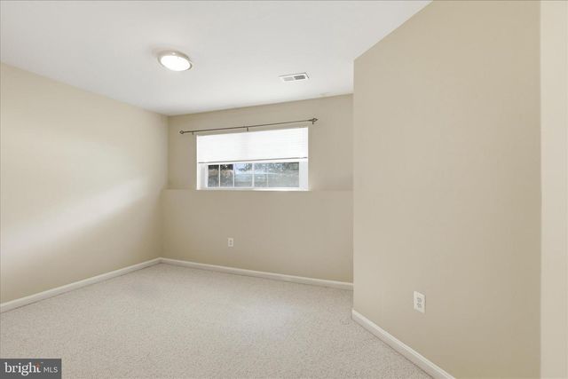 4648 DEERWATCH DR, Chantilly, VA 20151