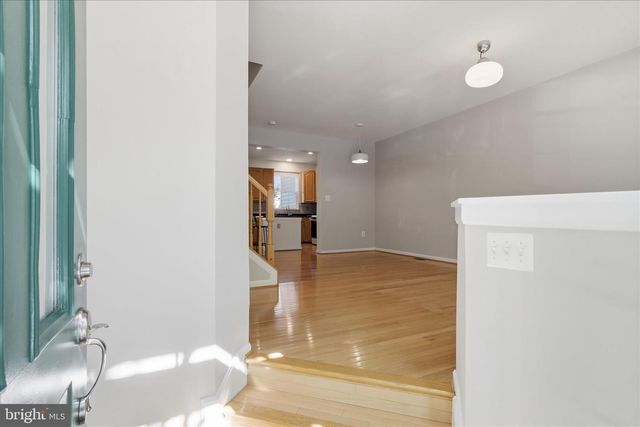 4648 DEERWATCH DR, Chantilly, VA 20151