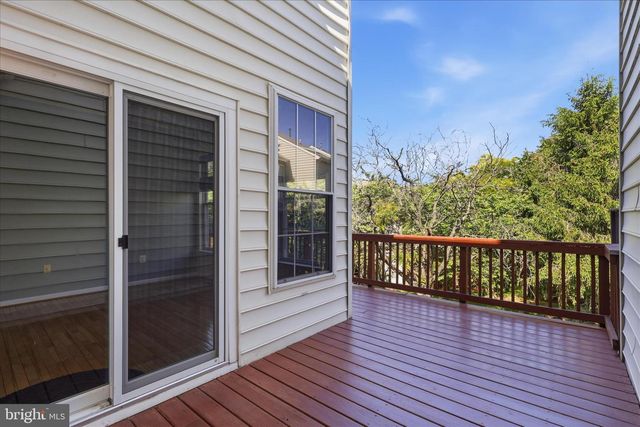 4648 DEERWATCH DR, Chantilly, VA 20151