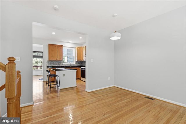 4648 DEERWATCH DR, Chantilly, VA 20151