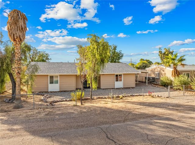 5390 Maricopa Drive, Topock, AZ 86436