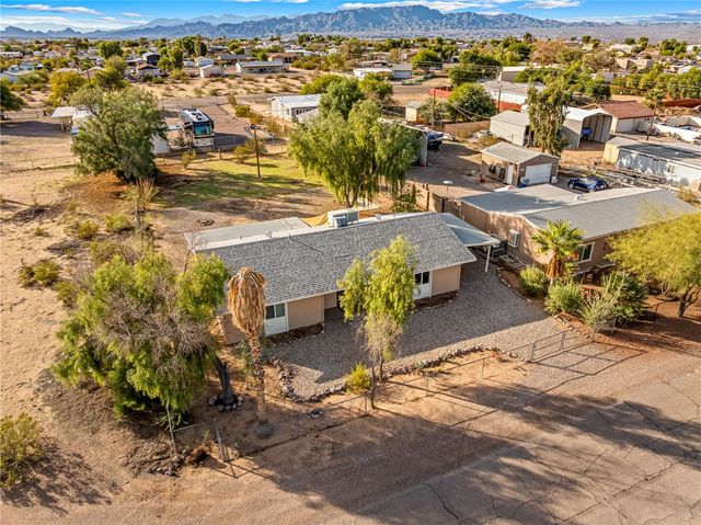 5390 Maricopa Drive, Topock, AZ 86436