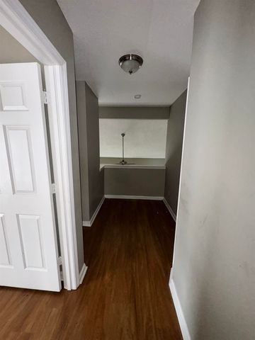 3004 HUNTINGTON TRAIL DR, Memphis, TN 38115