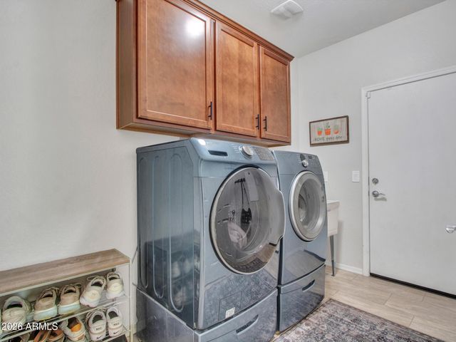 33044 N 26TH Lane, Phoenix, AZ 85085