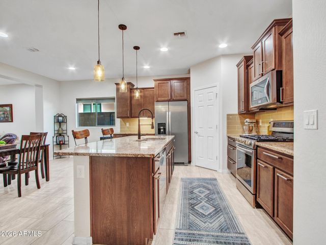 33044 N 26TH Lane, Phoenix, AZ 85085